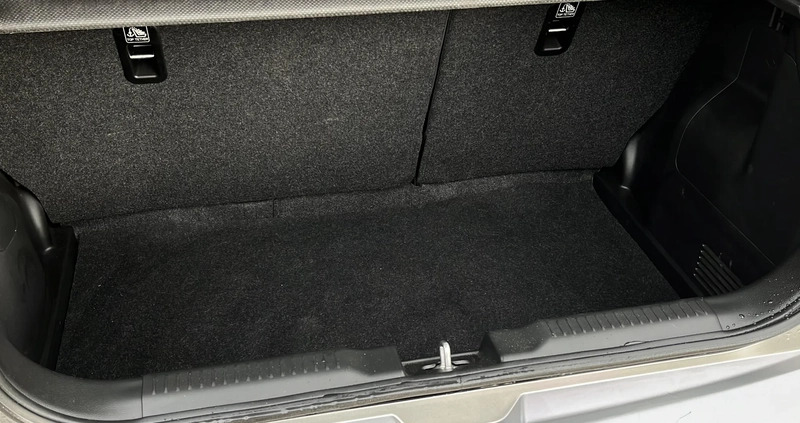 Suzuki Swift cena 52500 przebieg: 41252, rok produkcji 2020 z Wolbórz małe 631